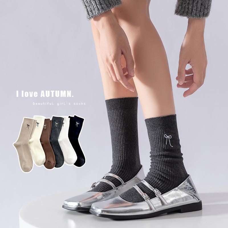 Осенние носки, Женские вышитые носки до середины икры с бантом в стиле Лолита, ретро, трендовые однотонные универсальные хлопковые носки