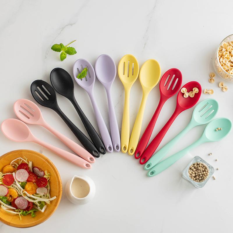 One-piece Silicone spoonHigh-temperature Resistant Cooking Denser Kitchen Utensils Small Soup Spoons Salad Spoons