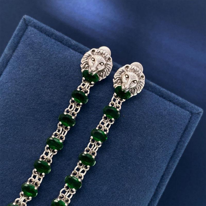 Средневековые серьги в женском стиле с изумрудным камнем, длинные серьги-гвоздики в виде головы льва, преувеличенные ретро-серьги
