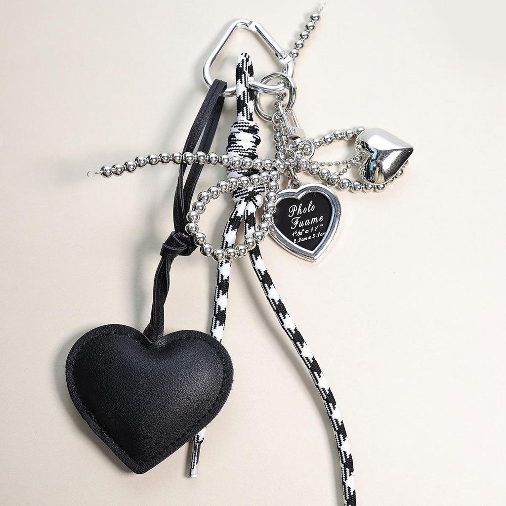 Корейский Модный Кожаный Кулон для Рюкзака в Виде Сердца и Бантика, Изысканный Бисером, Кулон для Сумки-Рюкзака, Украшение для Девочек, Подарок