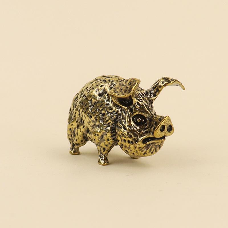 Handcrafted Brass Chinese Zodiac Pig Figurine Retro Lucky Home Ornament Perfect for Lunar New Year Gift Office Decor
