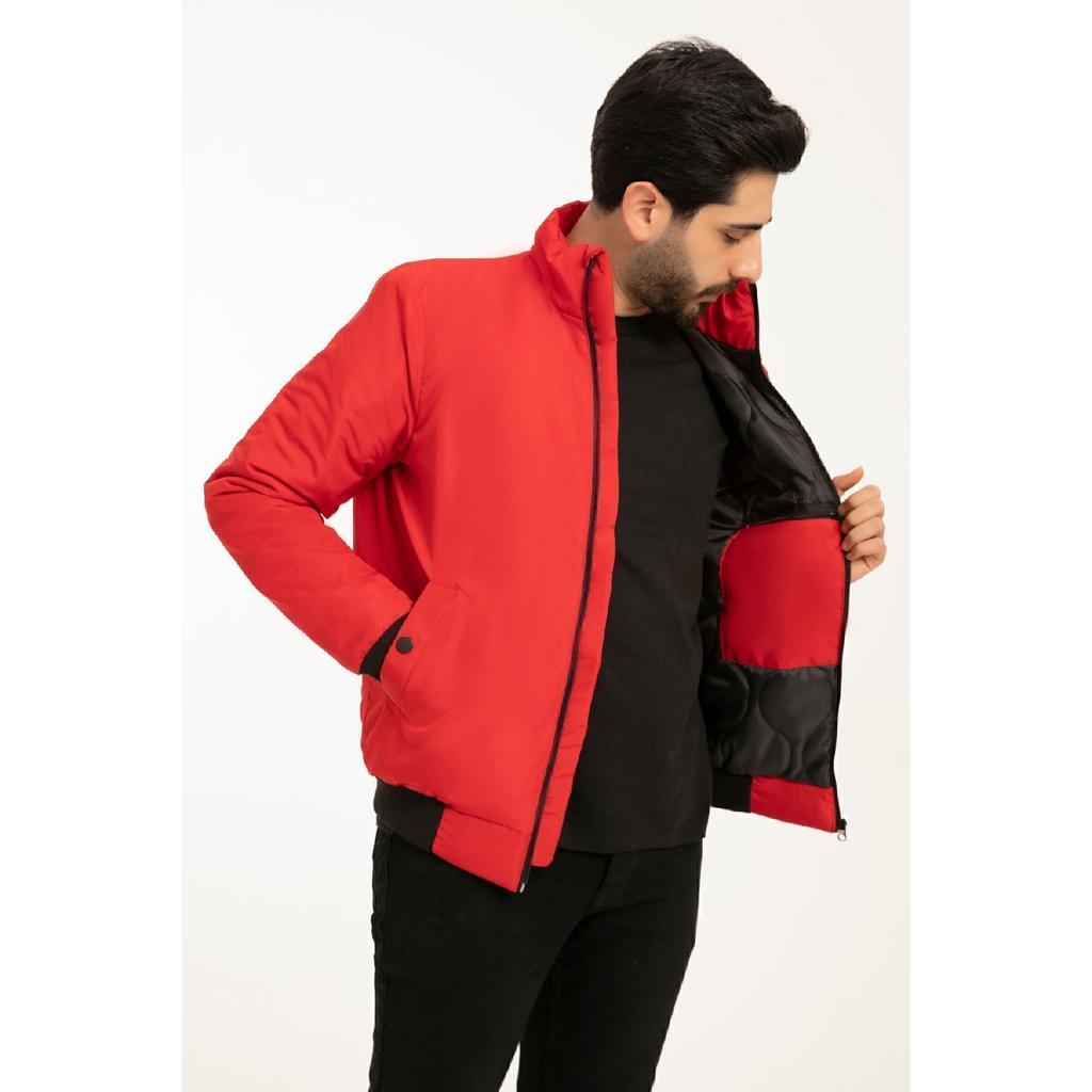 Мужское сезонное водо- и ветронепроницаемое пальто с воротником-стойкой на черной подкладке и карманами