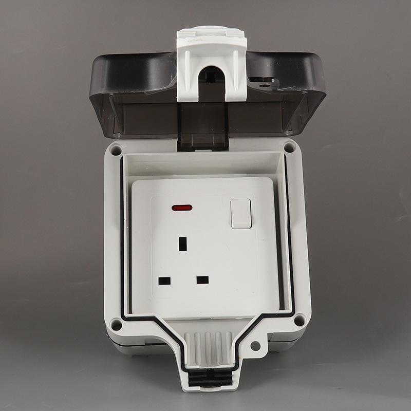 British Outdoor Waterproof IP66 Socket, European/German Standard Waterproof Box
