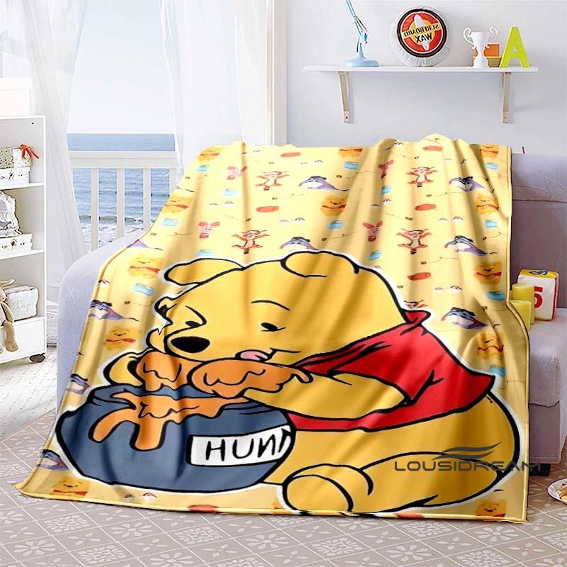 Pooh Bear Cartoon Pattern Blanket, Suitable for Sofas, Bedrooms, Offices, Naps, and The Perfect Gift.