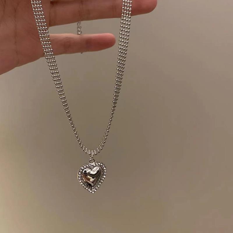 2022 Высококлассное женское ожерелье 'Любовь': Трендовый чокер-подвеска интернет-знаменитости