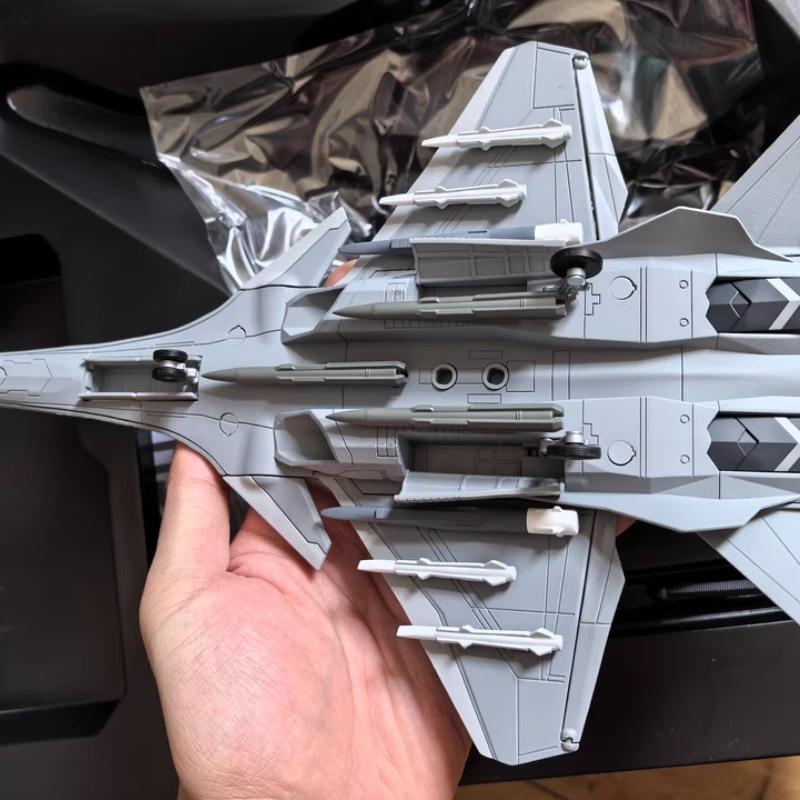 Model Airplanes South Gate Plan Swallow Mountain Sky Fighter Alloy Aircraft Model Toy Planes Simulation Military Fighter