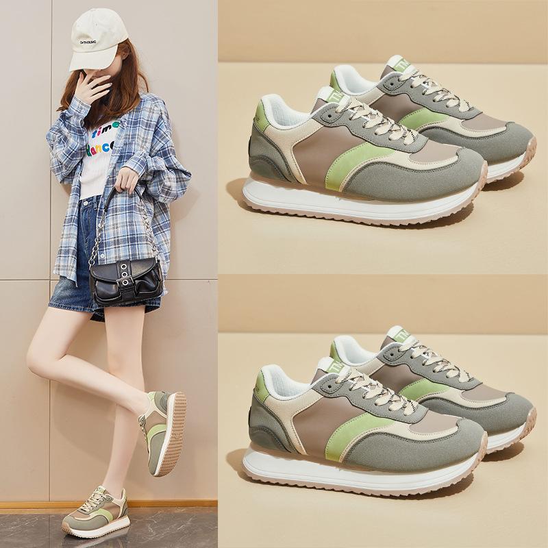 Женские повседневные удобные кроссовки на толстой платформе для ходьбы, нескользящие теннисные туфли на шнуровке, искусственная замша из искусственной замши в стиле пэчворк, рабочие кроссовки для женщин