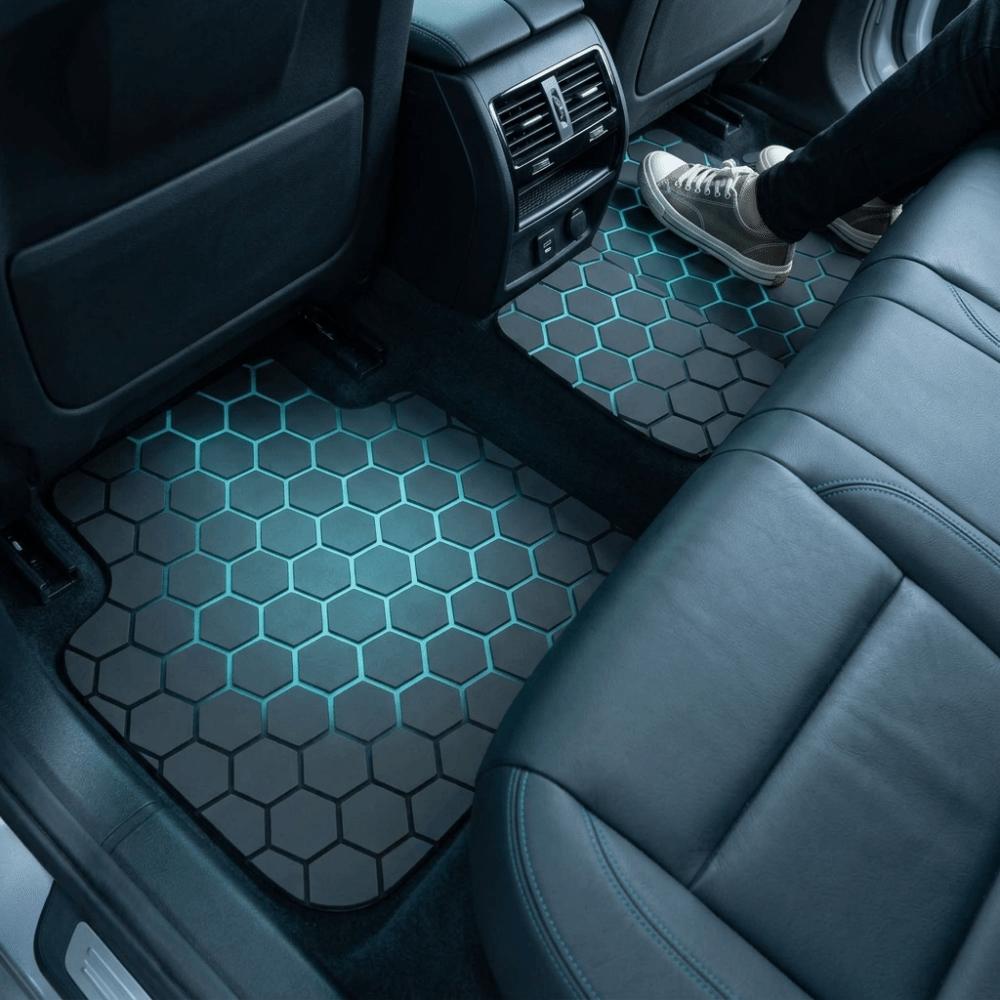 Wear Resistant Car Foot Mats Honeycomb Designed Dirt Proof Floor Mats Essential items