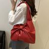 Повседневная наплечная сумка для женщин Новая милая и простая сумка подмышку Дизайн с бантом Большая вместимость Сумка CLE