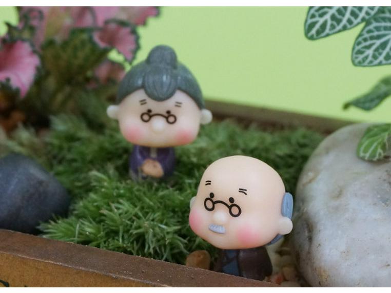 Cartoon Grandparents Miniature Dolls - Cute Micro Landscape Ornaments