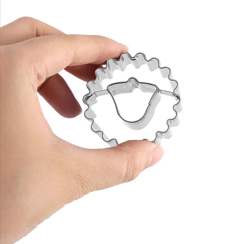 Metal Pastry Cookie Cutter Set Mini Christmas Sandwich Biscuit Baking Molds Xmas Tree Snowflake Gingerbread Shape Cakes Decor