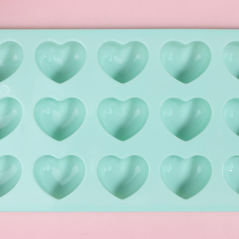 1Pc 15 Hole Three-Dimensional Heart-Shaped Silicone Mold Diy Chocolate Ice Grid Mousse Mold Soft Candy Baking Mold