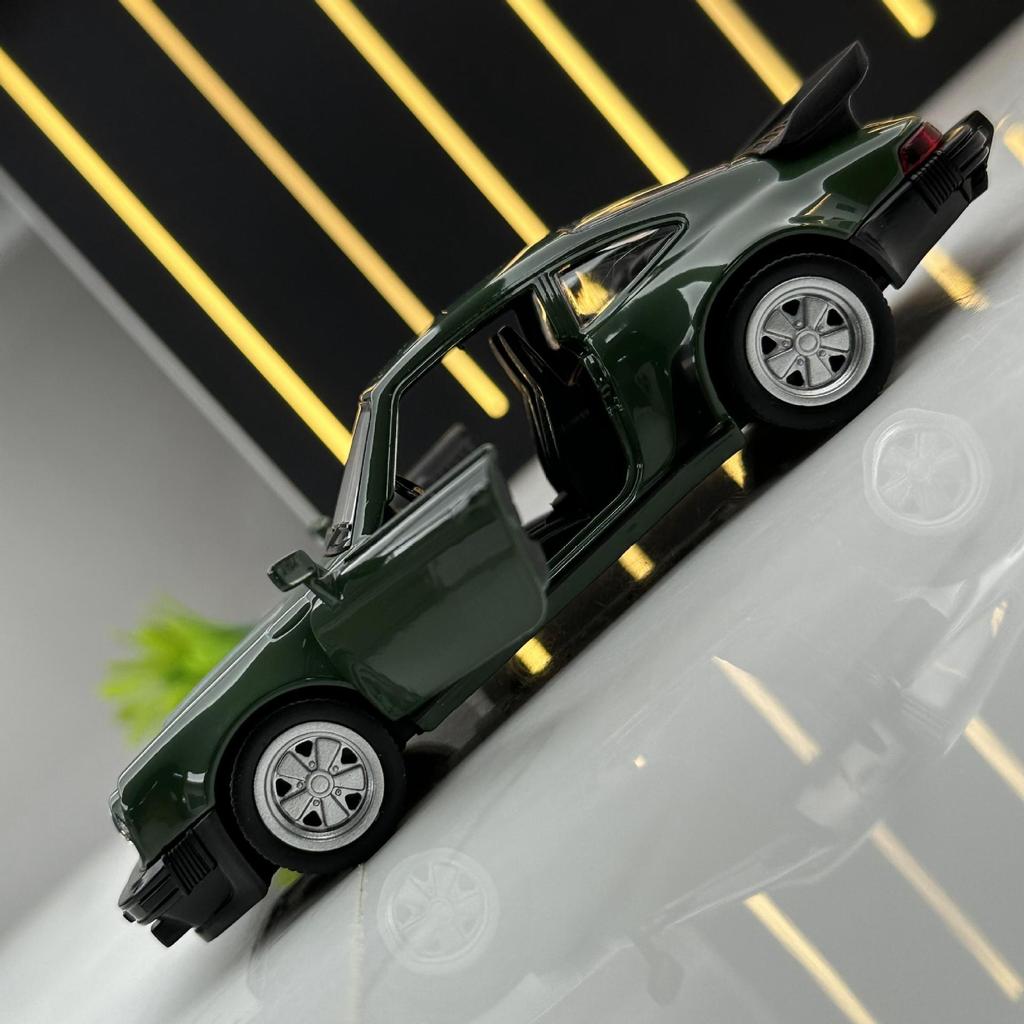 Литые модели автомобилей Porsche 911 Turbo в масштабе 1/36, игрушечные машинки Porsche 911 с откатным механизмом, автомобили, подарки для мальчиков и девочек