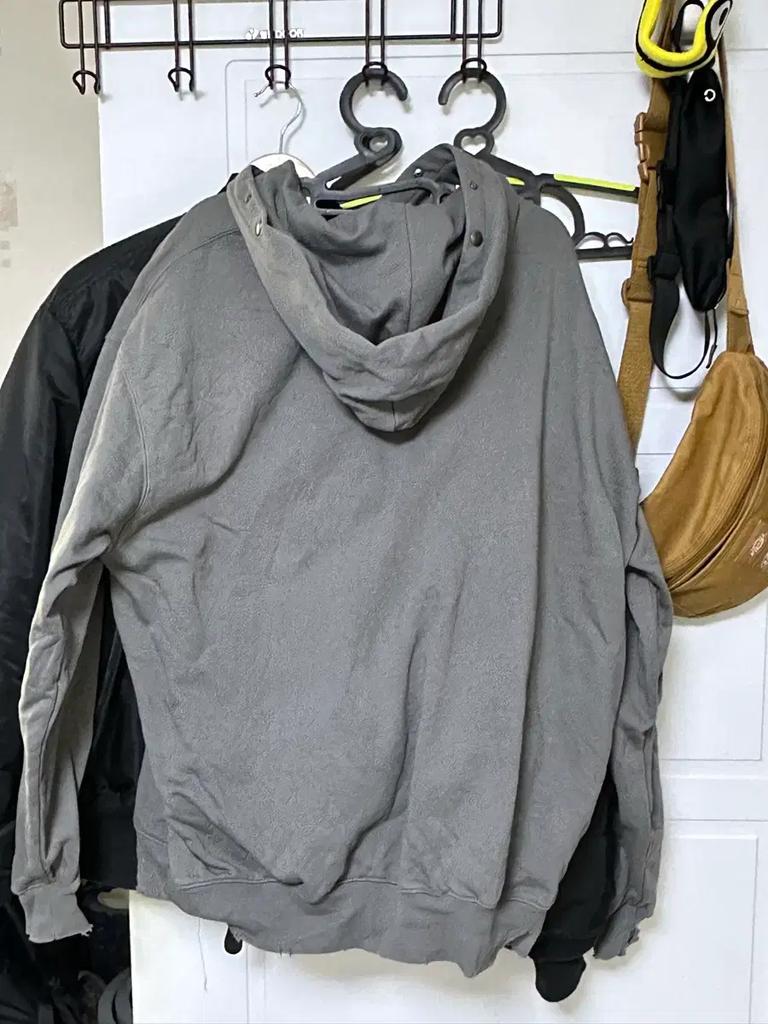 LE SSERAFIM official match food tea sales. Used