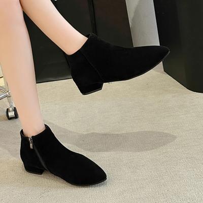 Обувь для женщин 2024 года, модные женские сапоги на молнии, осенние, с острым носком, из цельного флика, короткие, на толстом каблуке, лаконичные римские сапоги