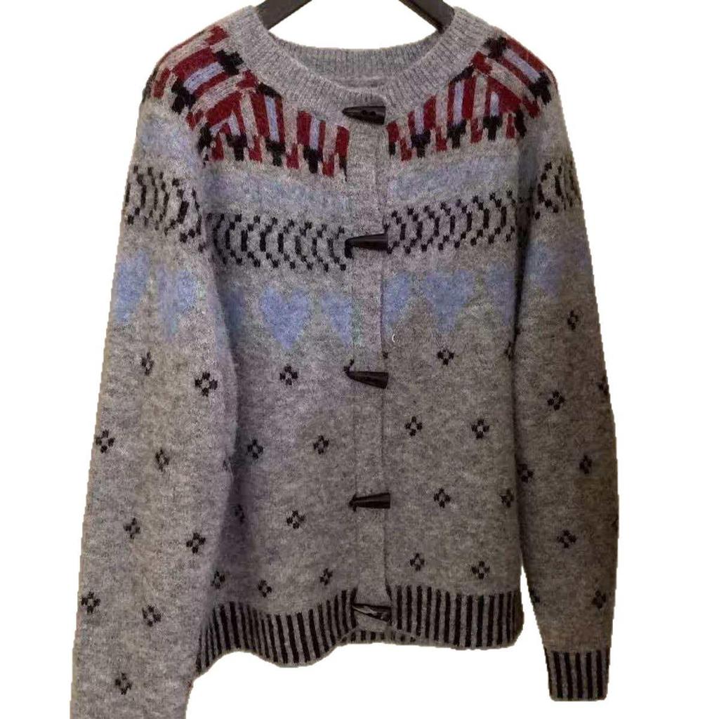Women's Autumn/Winter Sweater: Heart Floral Print, Horn Buttons, Loose Fit, Slimming, Versatile Outerwear