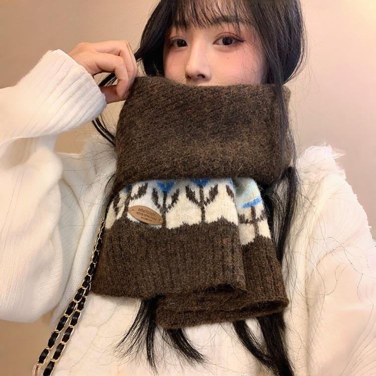 Fair Island jacquard knitted scarf women's autumn and winter retro coffee color thickened warm scarf Korean atmosphere wool