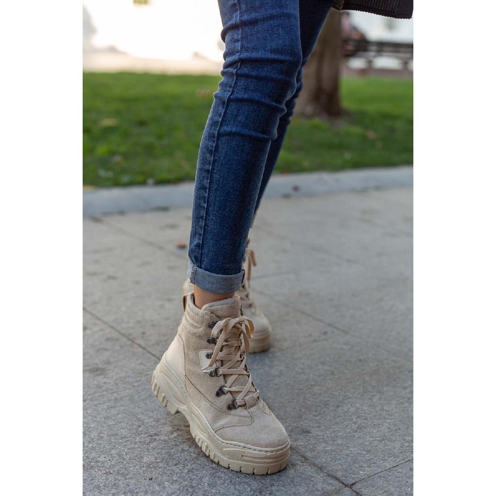 Бежевые женские ботинки Ds.0lna