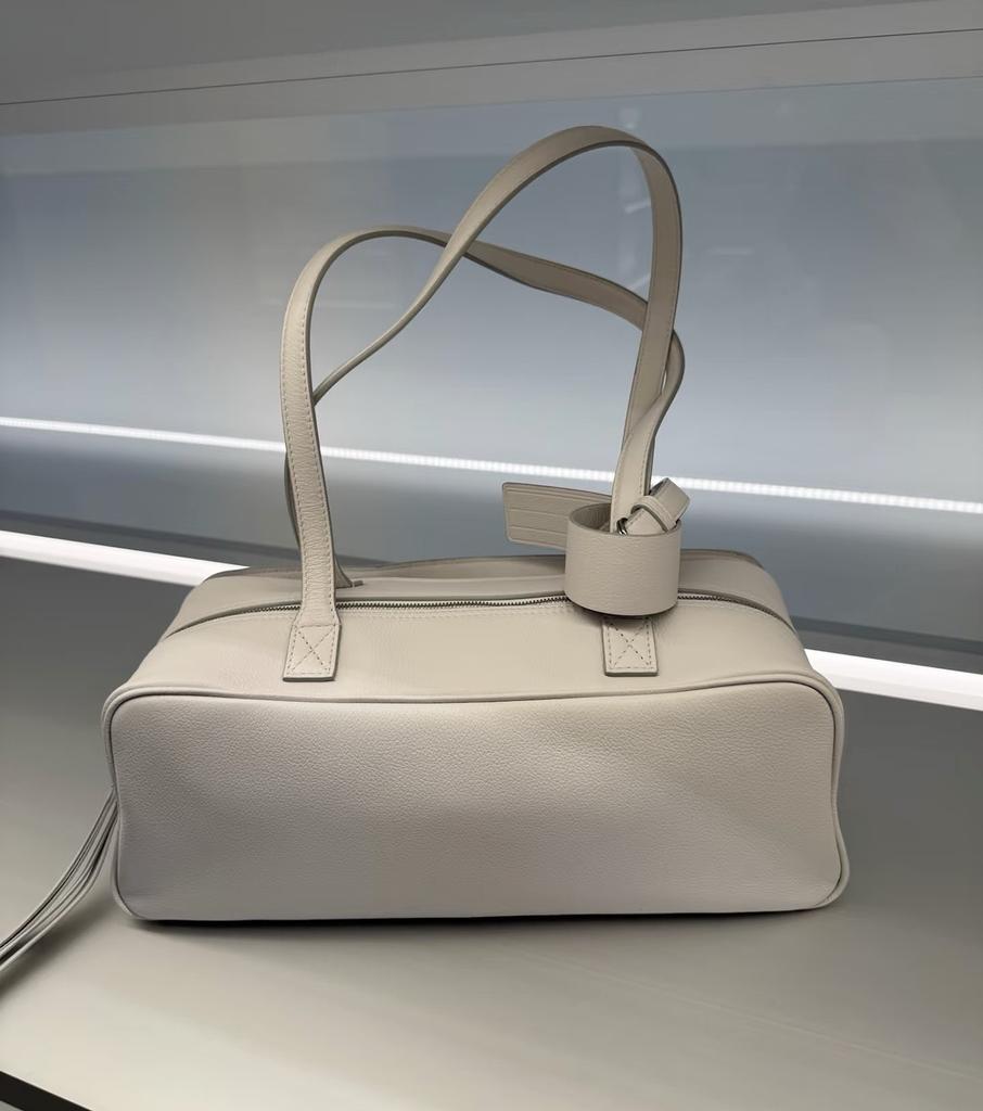 Head Layer Cowhide Bowling Armpit Bag Genuine Leather Shoulder Bag Toast Bag Pillow Bag Handbag Large Capacity Commuting Bag