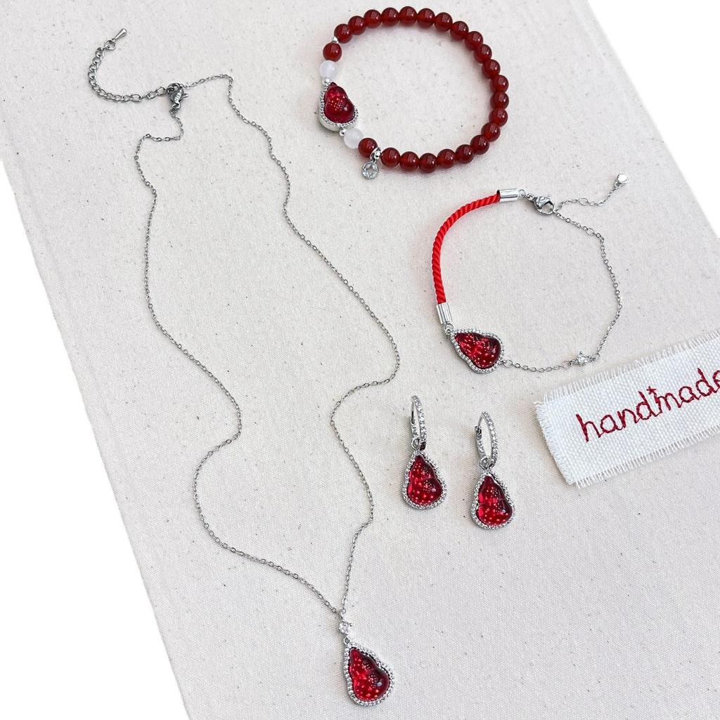 2024 Red Agate Gourd Pendant Necklace & Bracelet Set – High-End Design