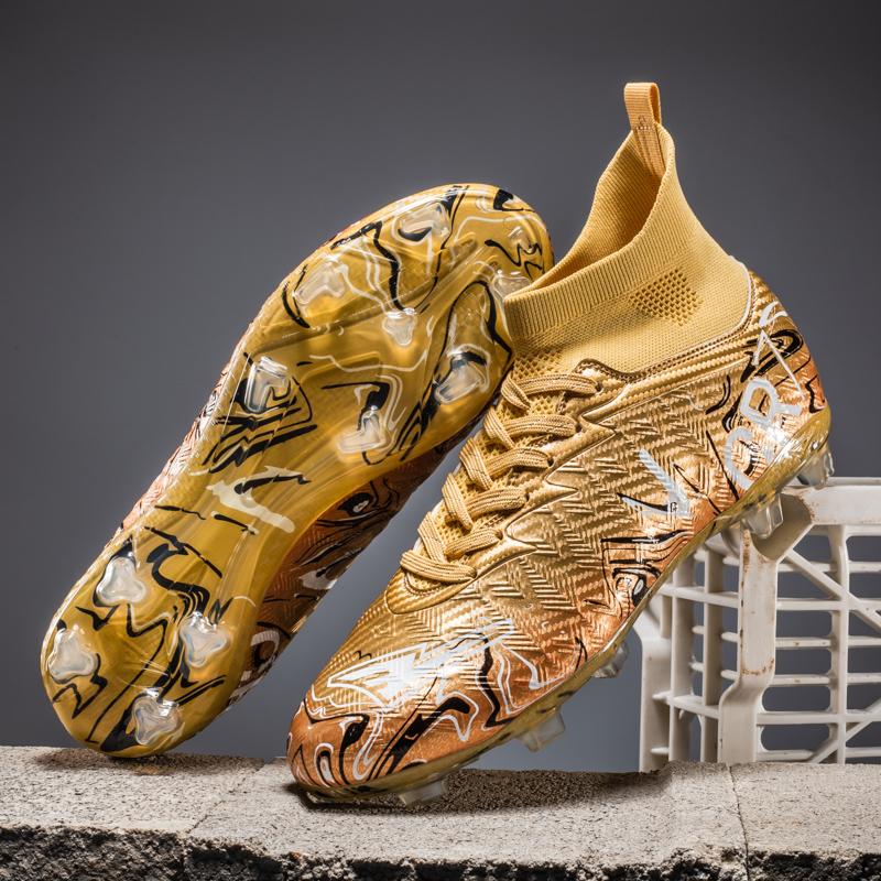 New Low Top Student Football Shoes with Long And Broken Pins for Training And Matches CR7 Professional Youth Sports Shoes