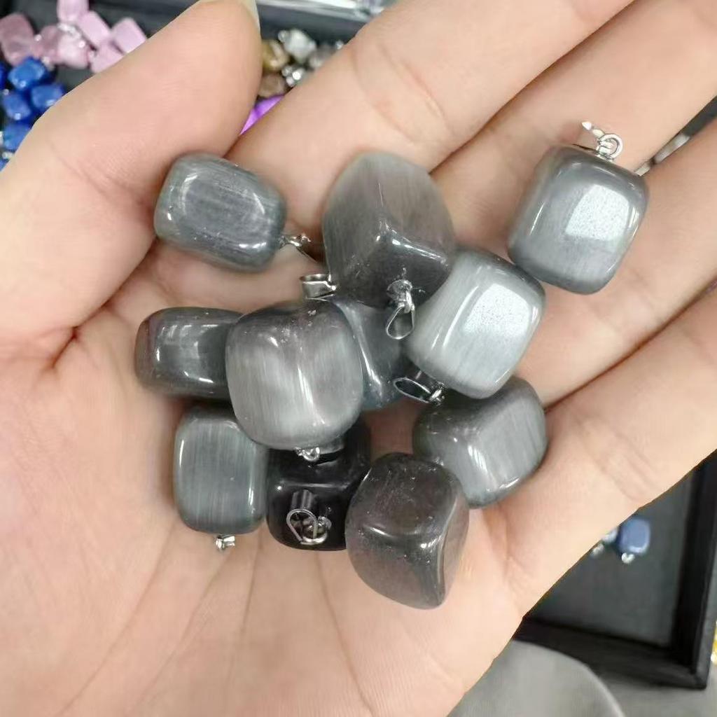 Natural Crystal Agate Irregular Pendants (15-20mm) for DIY Jewelry