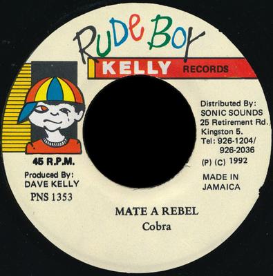 7-дюймовая пластинка MAD COBRA - Mate A Rebel PNS1353 Rude Boy Kelly 1992 Ямайка Регги, Ска и Даб Б/У