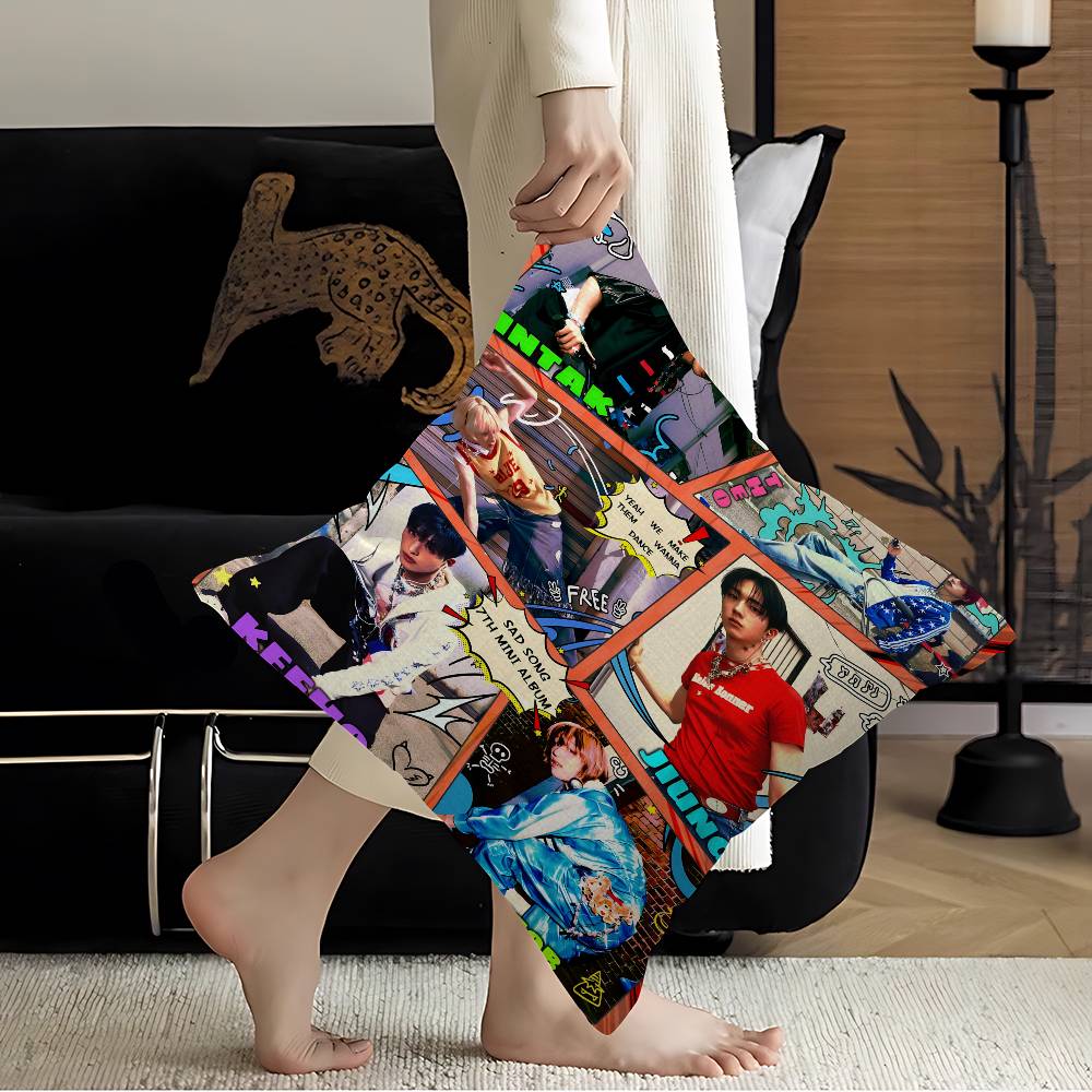 Custom PPHarmony KPOP Maple Design Cushion Cover Happy Autumn Harvest decor Holiday Decorati Pillow Cover