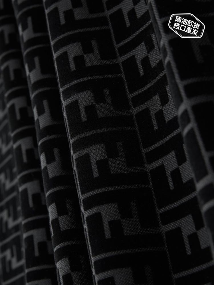 Unisex Black Jacquard Knitwear Sweatshirt with Letter Design, Long Sleeve, Round Neck