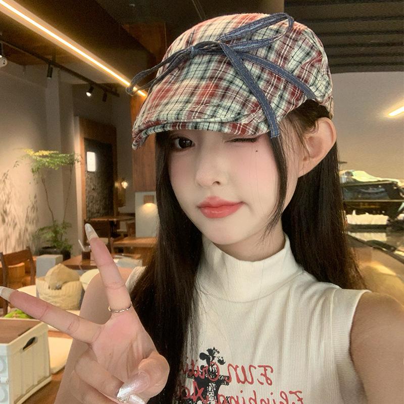 Клетчатая шляпа в британском стиле с бантом, женская, 2024 года, новая, ретро, универсальная, кепка газетчика, показывающая лицо, маленькая, берет