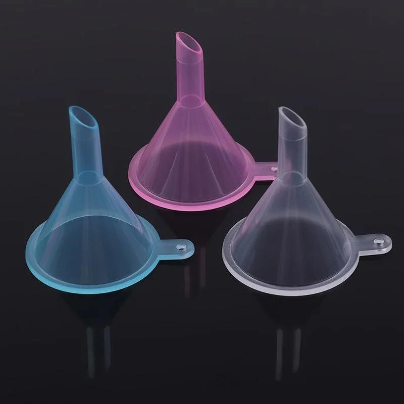 20pcs/lot Small Plastic for Perfume Diffuser Bottle Mini Liquid Oil Funnels Lab Tools