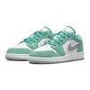 Детские кроссовки Air Jordan 1 Low SE GS New Emerald Белые светло-стальные-серые такси DO8244-301