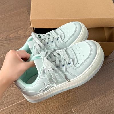 Высококачественные маленькие белые туфли на мягкой подошве 2025 осень и зима новая простая и универсальная немецкая тренировочная обувь легкая повседневная спортивная обувь