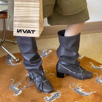 Ретро ремешок новый нишевый дизайн брюки ботинки толстый каблук толстая подошва ботинки до колена заостренный носок шнуровка рыцарские ботинки