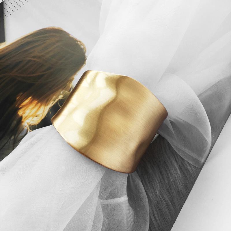 Летний европейский и американский минималистский браслет с широкой пряжкой-пружиной 2020 года