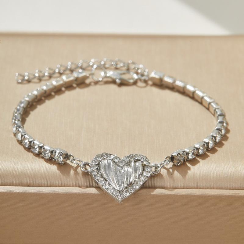 Exquisite Sparkling Zircon Inlaid Heart Bracelet, Women's Fashion Trend Wedding Banquet Zircon Accessories Gifts