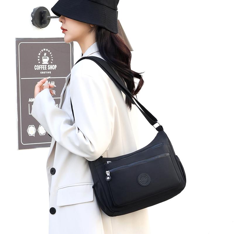 Многослойная сумка для мам среднего возраста, нейлоновая сумка через плечо, женская дорожная сумка через плечо большой вместимости