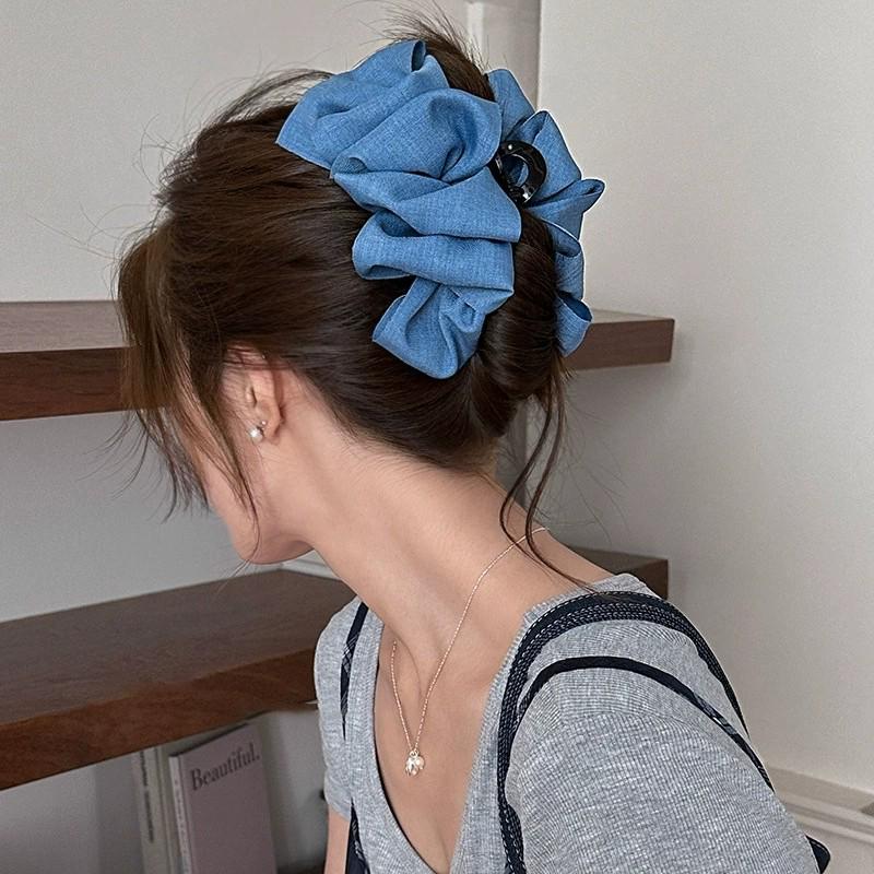 Korean Polka Dot Bow Claw Hair Clip - High-End Cloud Bubble Design for Women