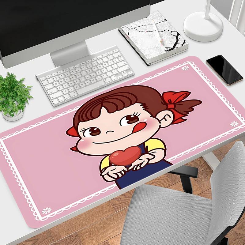 1PC Cartoon Heart Large Durable Mouse Pad Suitable for Office Desks, Gaming Desktops.Non-Slip Back P50