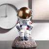 Фигурка астронавта из смолы, модель космонавта на Луне, украшение для интерьера автомобиля, для вечеринок, торта