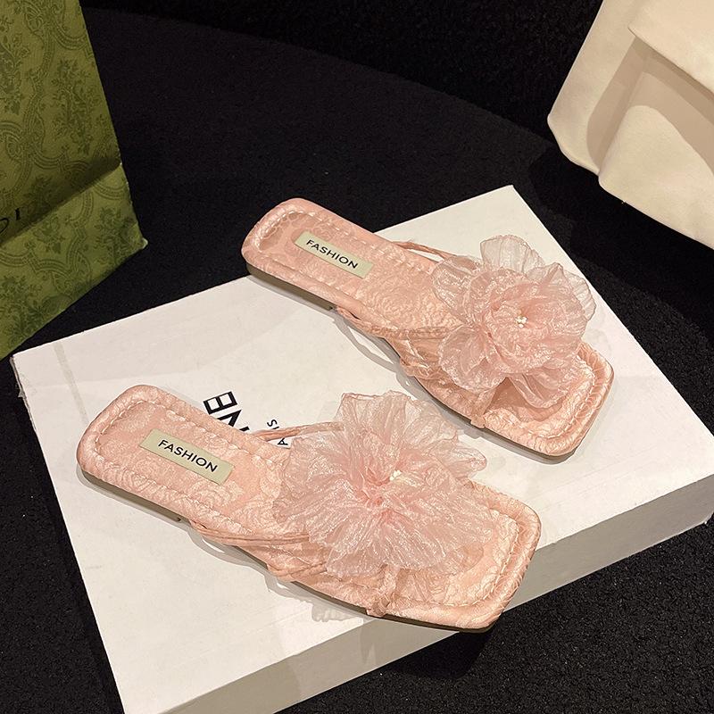 French Flat-bottomed Flower One-word Slippers Women's Shoes Summer Wear New Summer Fashion Sandals