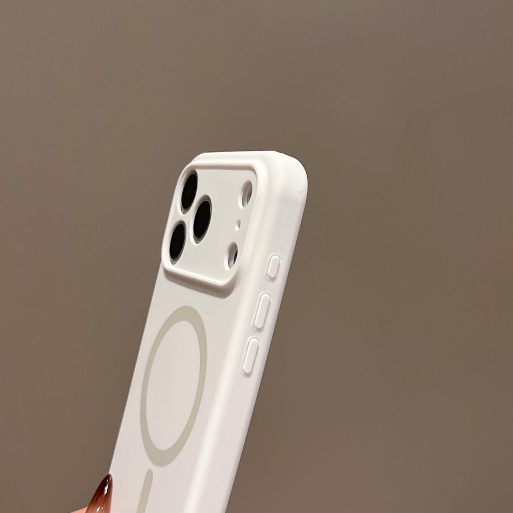 Новый магнитный чехол из жидкого силикона для Apple iPhone 17 Pro Max, Защитный чехол с покрытием full-coverage, ощущением кожи для iPhone 16