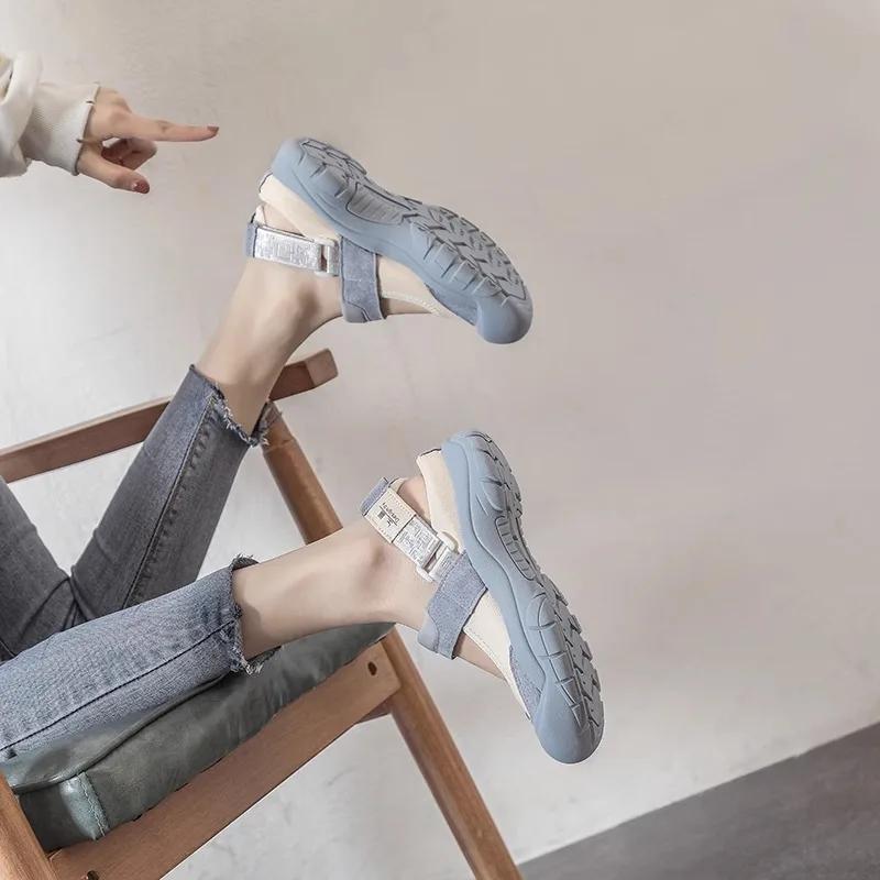 Мода 2024 года, новые летние спортивные кроссовки для отдыха и отдыха на пляже для женщин, модные сандалии на плоской подошве Mary Jane, износостойкие кроссовки с толстой подошвой