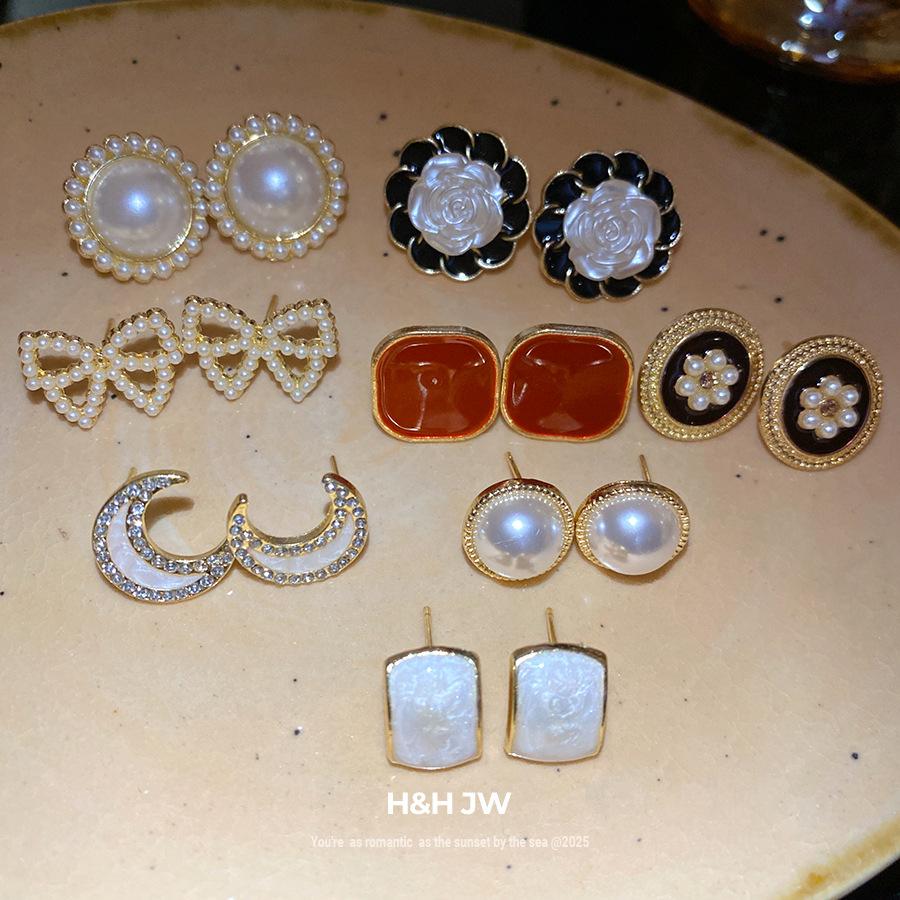 Silver Needle Diamond Drip Oil Pearl Earrings Fourteen-piece Set Fashion Temperament Versatile Earrings Light Luxury High-end Ear Jewelry