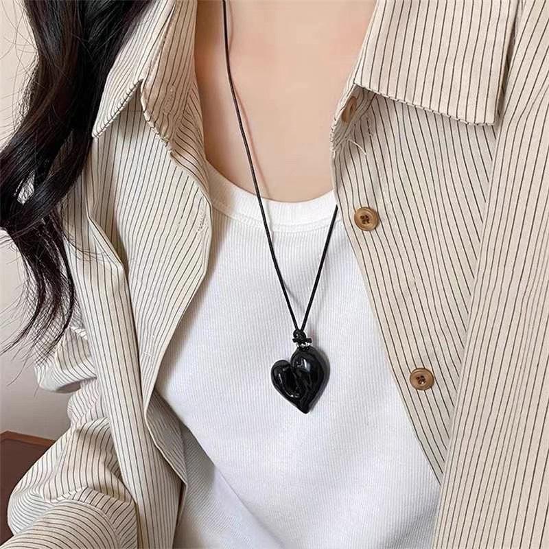 Irregular Heart Pendant Necklace For Women Girls Sweet Adjustable Pull-Out Sweater Chain Jewelry Accessories Gifts