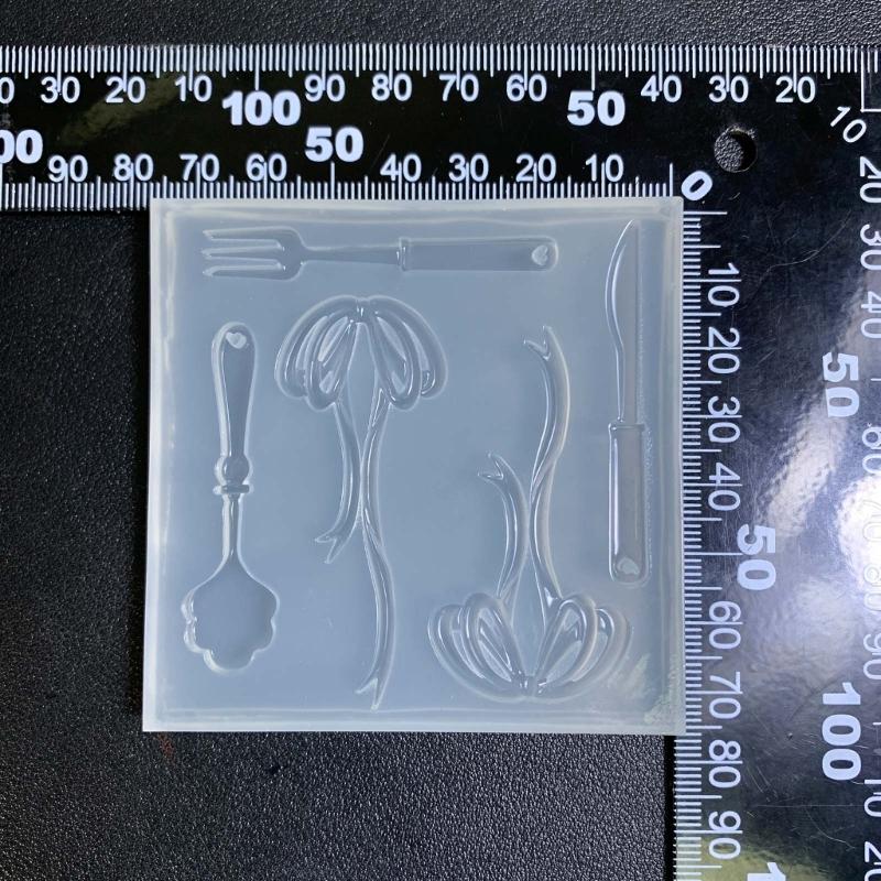 Silicone Dropping Mold for  Crafts Butterfly Shaped Epoxy Molds Flexible Accessory Mould Jewelry Making Supplies