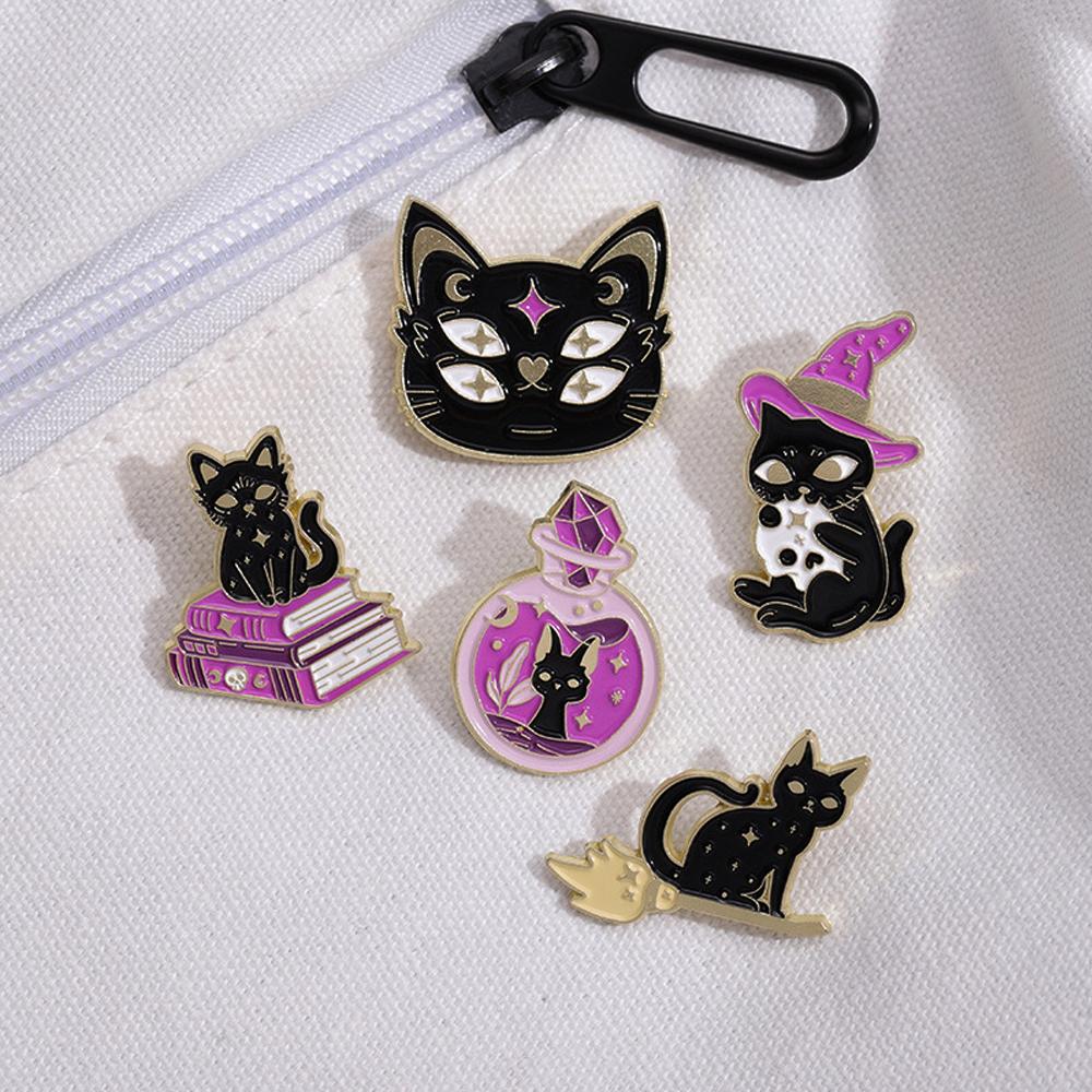 Эмалевая иконка Magic Cat, брошь на Хэллоуин, кукла-призрак, Bad Witch Club, брошь в стиле панк-готики, значок на воротник, подарок на Хэллоуин