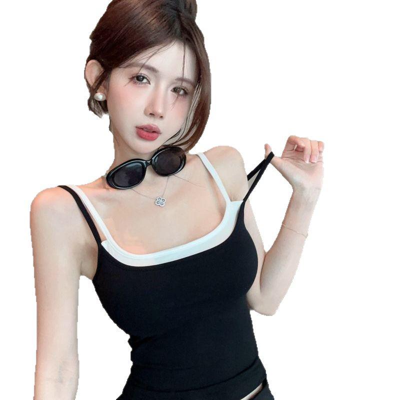 Женская черная майка-камезоль с эффектом двухслойности и нагрудными вкладышами - уникальный тайский дизайн, милый и пикантный короткий топ