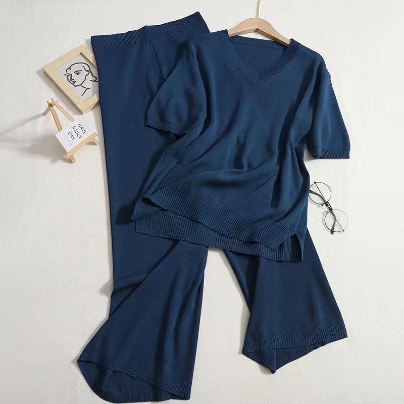 Модный вязаный костюм-двойка для трансграничной торговли: Свободный топ с разрезом и драпированные брюки прямого кроя с высокой посадкой