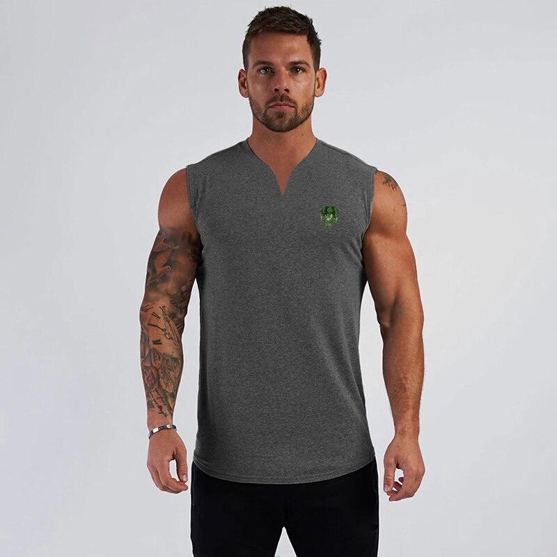 Summer Tank Top Bodybuilding Fitness Gyms Shirt Breathable V-neck Tank Top Men Gyms Jogging-clothing Stringer Training Shirt